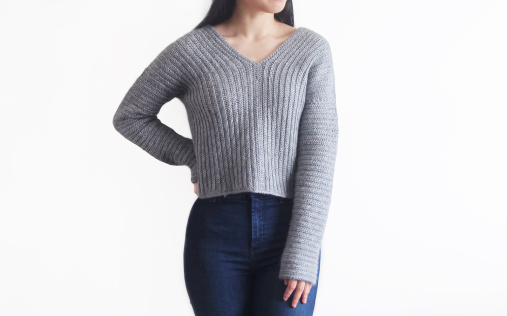 Womens 2025 Fall Casual Long Sleeve Ribbed Knit V Neck Light-Weight Crochet Pullover Sweater Pure Gray S